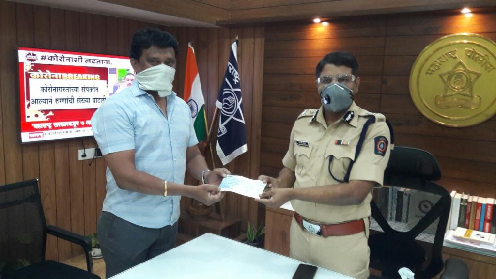 Goel-Ganga-Developments-donation-Pune-Police-Welfare-Fund-Corona